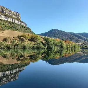La Vie Du Bief Bed & Breakfast Bolozon