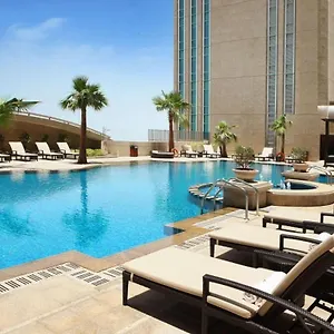 Sofitel Corniche Szálloda