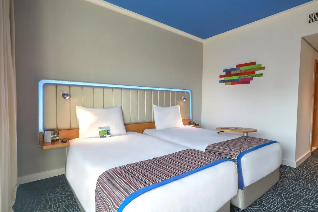 Park Inn By Radisson Abu Dhabi Yas Island Szálloda