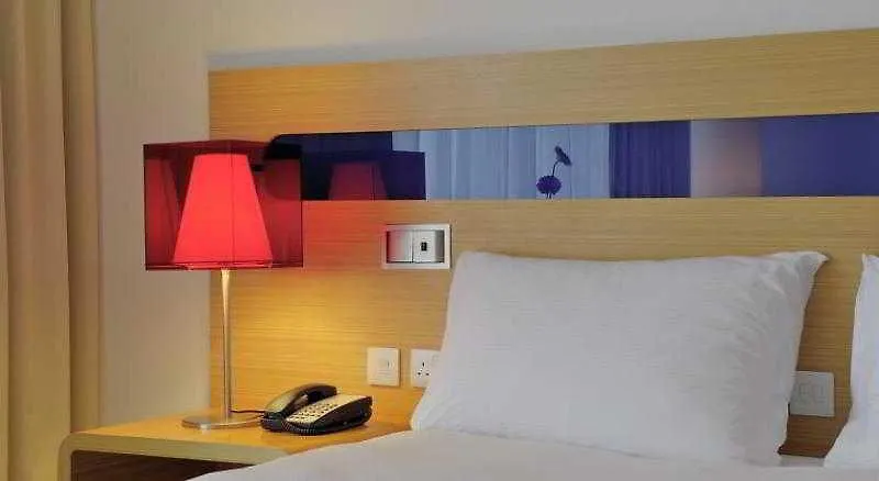 Szálloda Park Inn By Radisson Abu Dhabi Yas Island
