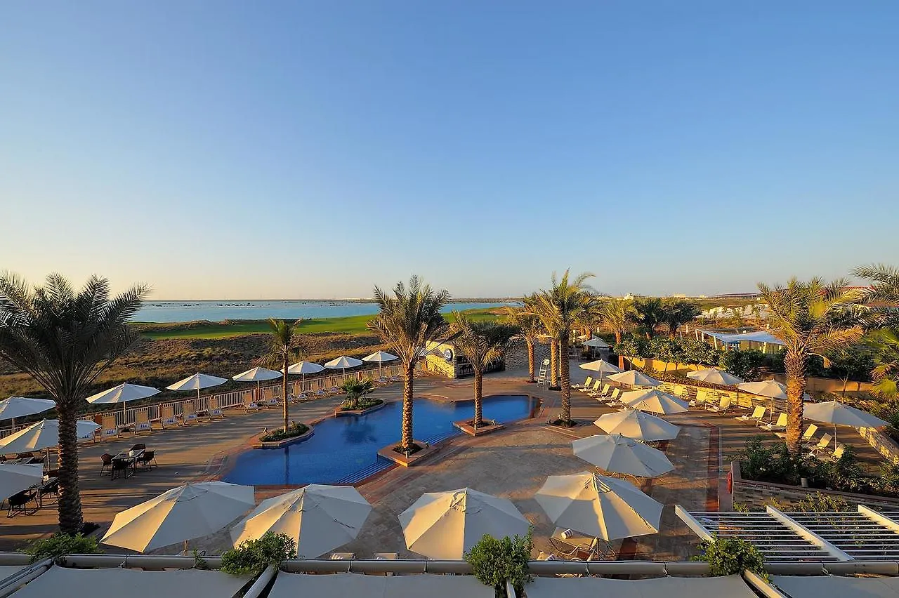 Park Inn By Radisson Abu Dhabi Yas Island Szálloda